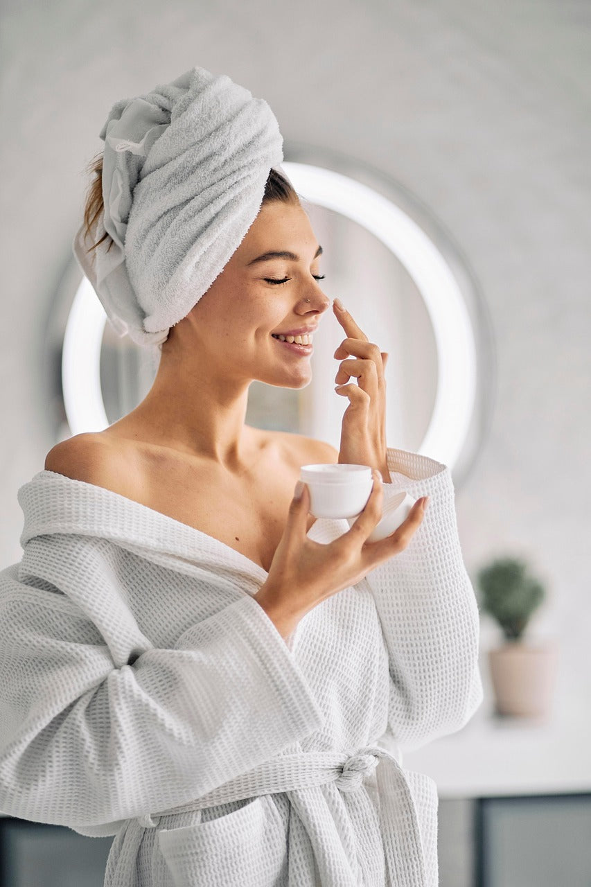 🌟 Discover the Hydrate & Plump Anti‑Aging Serum
